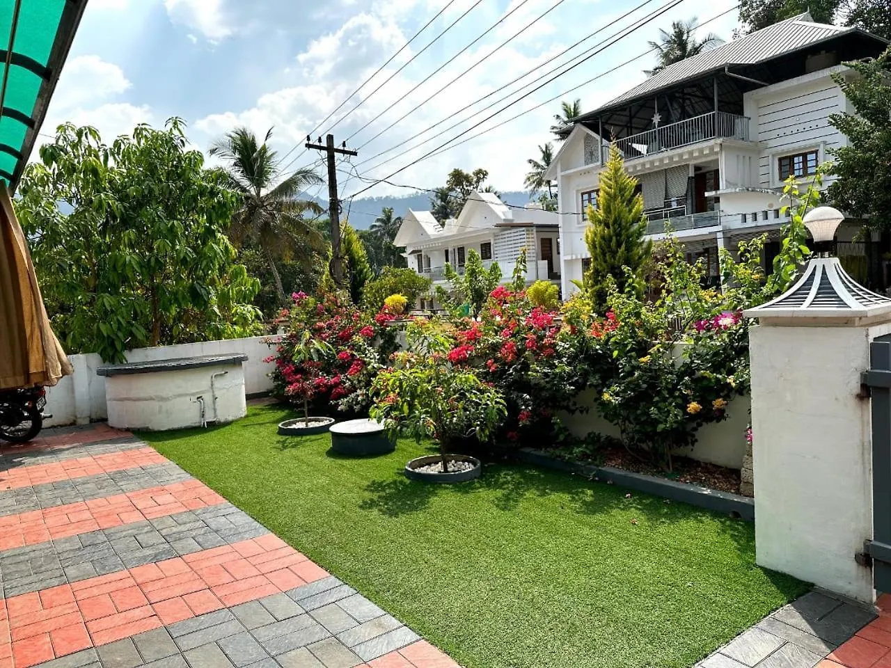 4 Bhk Homestay Anaviratty 0*,